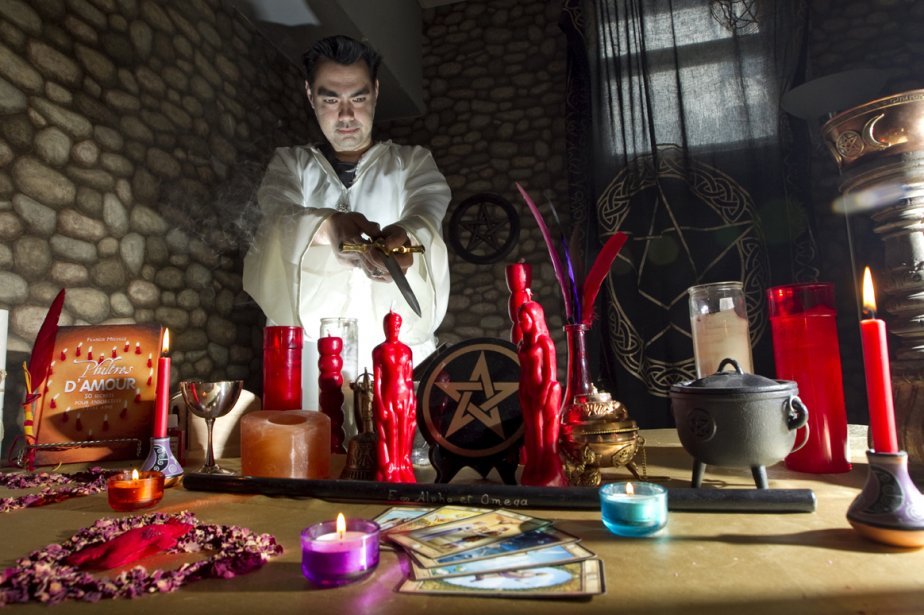 rituel de magie blanche pour le retour d’un ex avec bougie rose